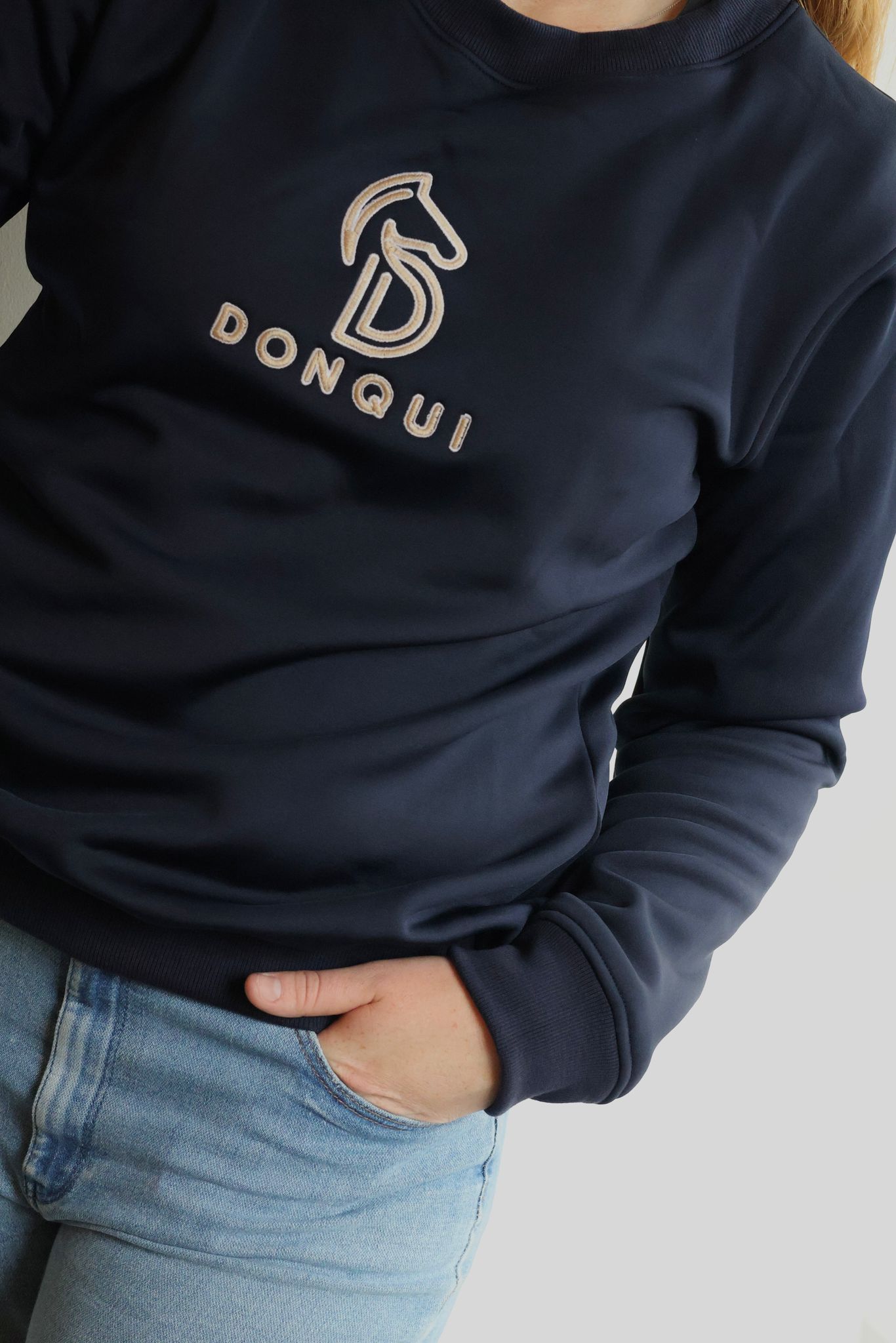 Donqui logo sweater navy