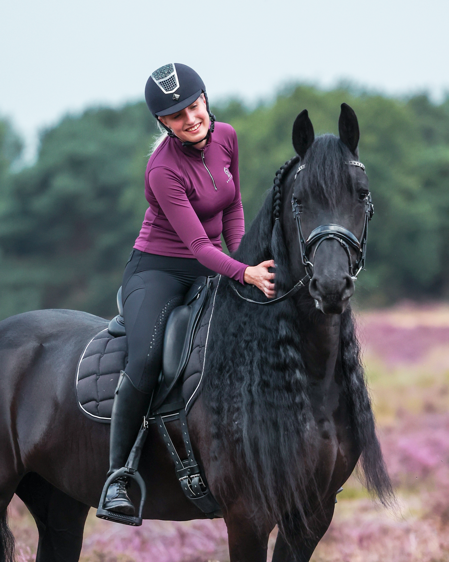 Donqui baselayer plum fries paard