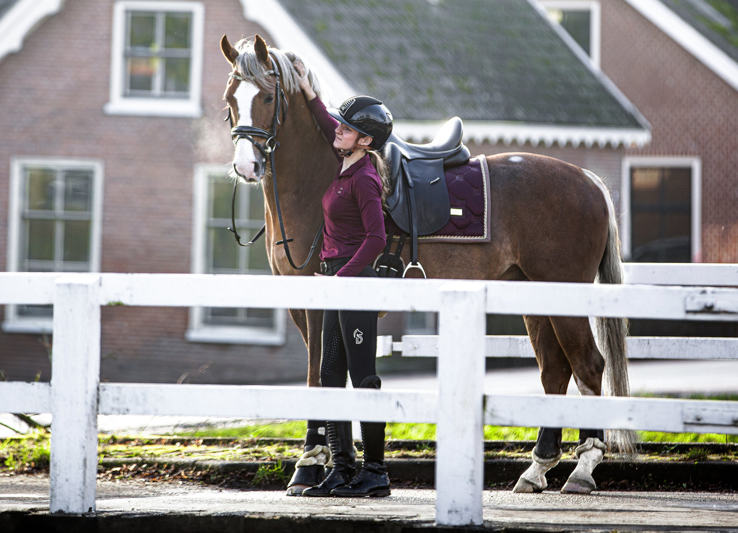 Donqui baselayer Burgundy