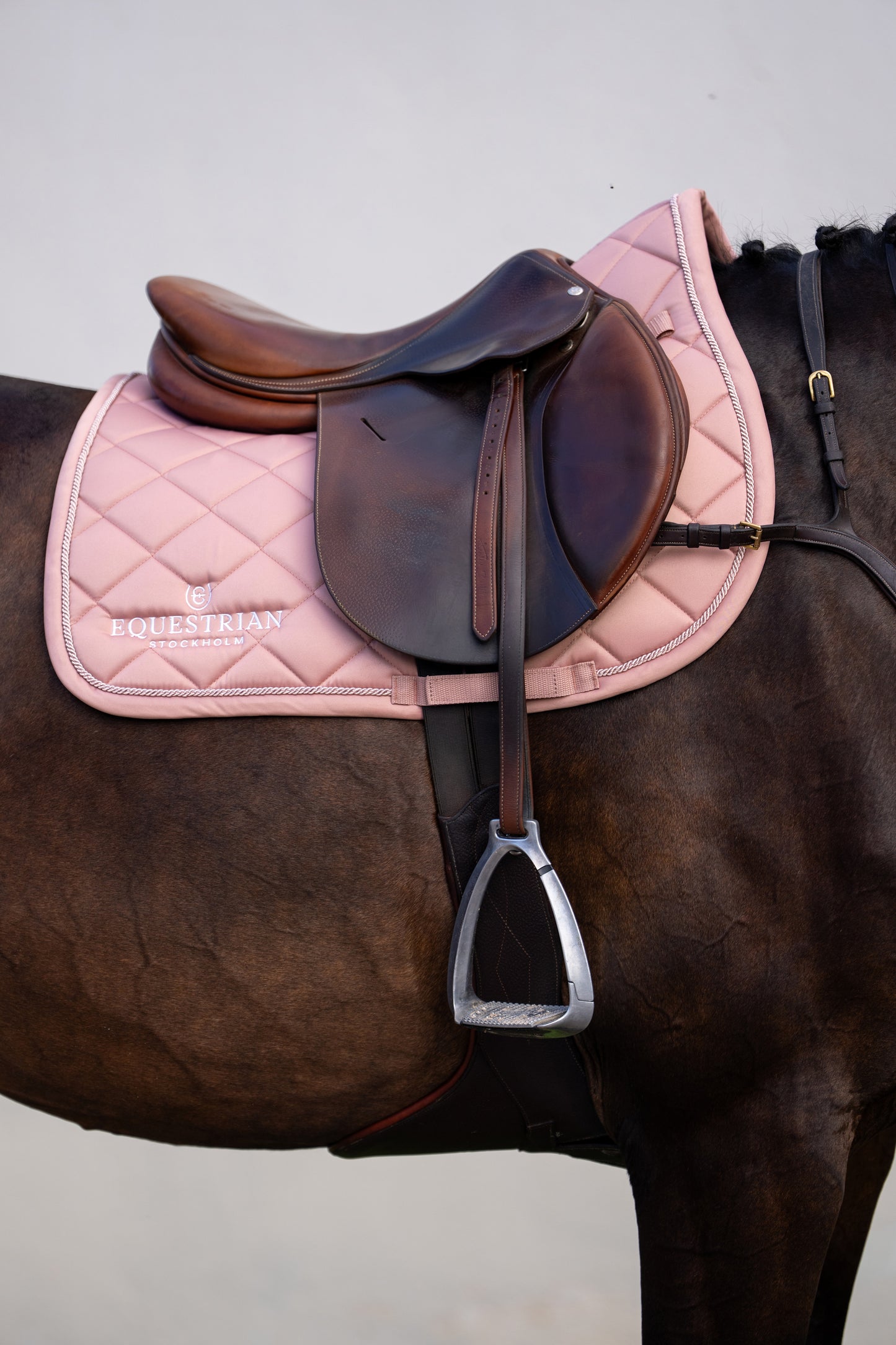 Saddle Pad Line Pink